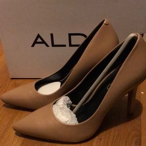 Aldo tan pumps
